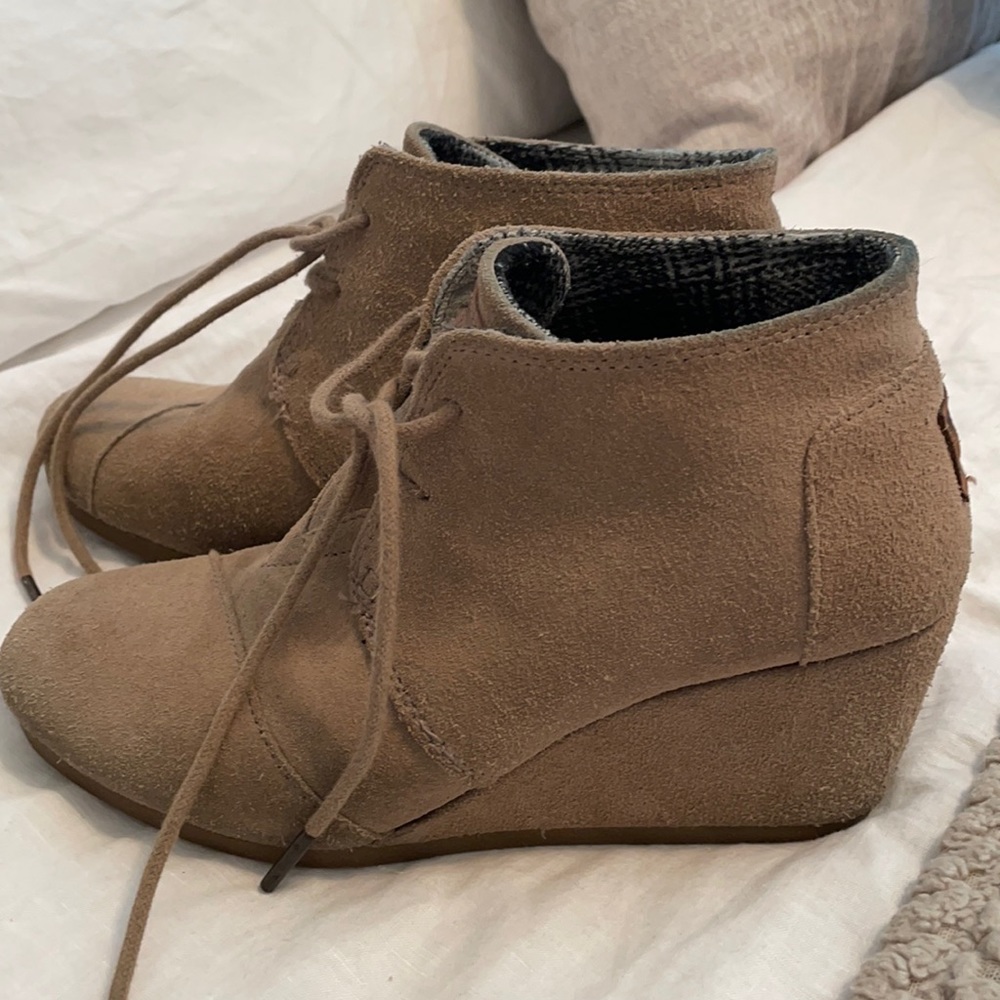 Tom’s wedges